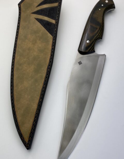 Cuchillo parrillero Parrikiller FX con vaina de cuero caramelo y cabo de micarta verde